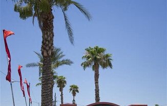 Hacienda Hills Apartments