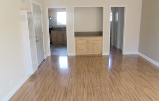 Studio, 1 bath, 450 sqft, $1,695, Unit 6