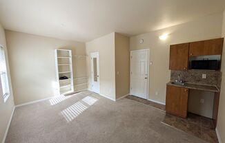 Studio, 1 bath, 137 sqft, $1,205, Unit 7A