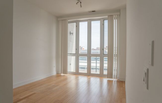 2 beds, 2 baths, 1,000 sqft, $2,250, Unit 4730-304