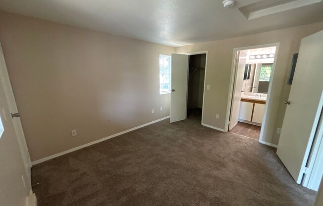 1 bed, 1 bath, 532 sqft, $1,365, Unit 221