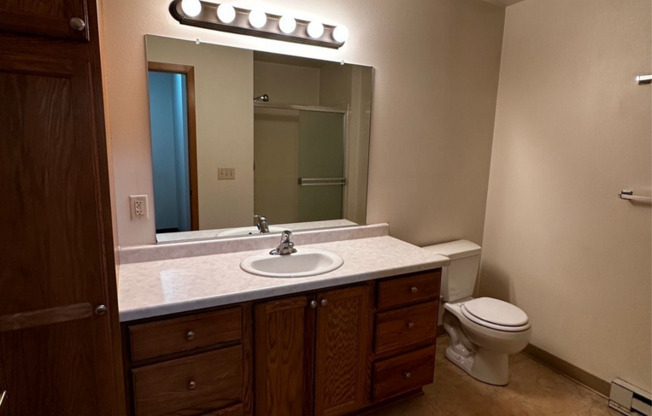 3 beds, 2 baths, 1,200 sqft, $1,425, Unit TE218X-117