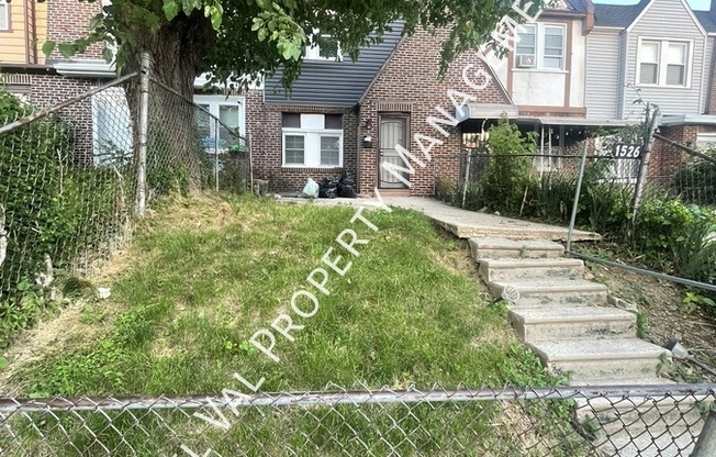 1526 MAYLAND ST