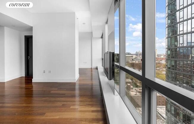 1 bed, 1 bath, 610 sqft, $4,300, Unit 1707