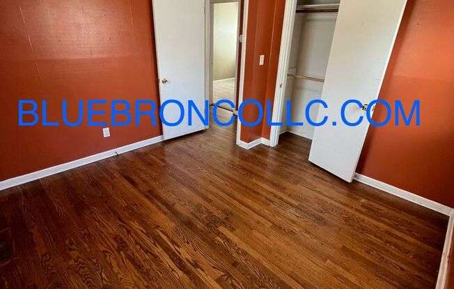 3 beds, 1 bath, $1,225