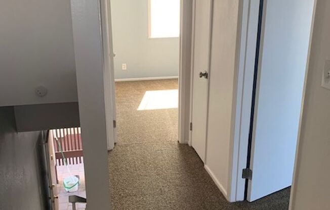 2 beds, 1.5 baths, 1,000 sqft, $1,399, Unit 12