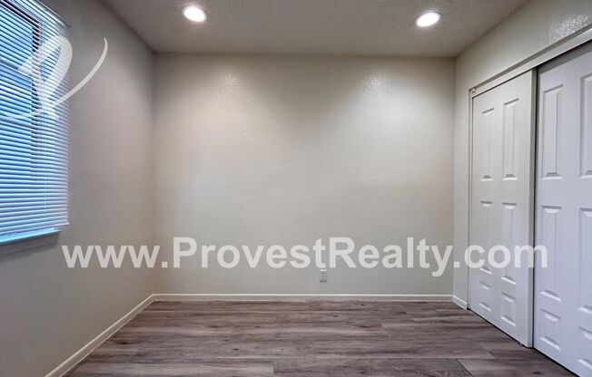 2 beds, 1 bath, $1,395