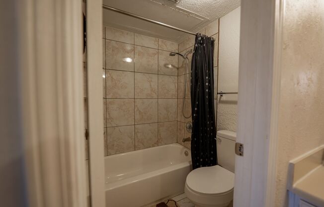 1 bed, 1 bath, $1,399, Unit Apt 122