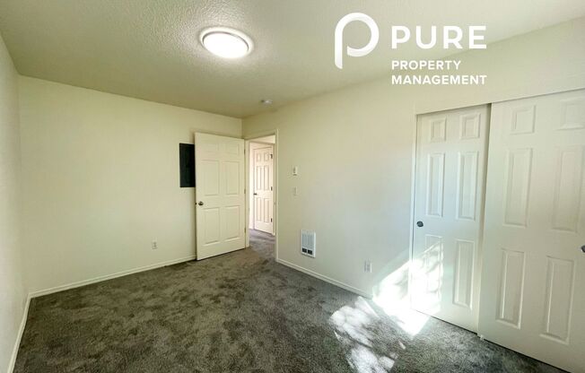 2 beds, 1 bath, $1,350, Unit 7