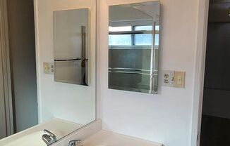 Apartment in San Carlos Creek-Side Views Available for Lease!