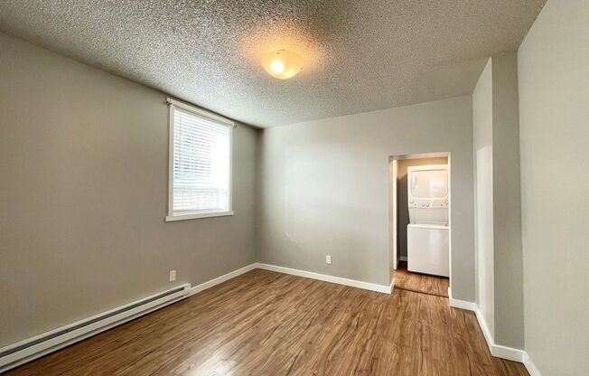1 bed, 1 bath, 650 sqft, $1,745, Unit 100