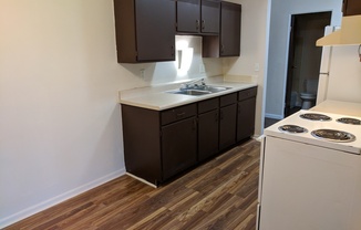 Woodland Grove Apartments LLC