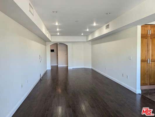 3 beds, 3 baths, 1,630 sqft, $3,800, Unit 306