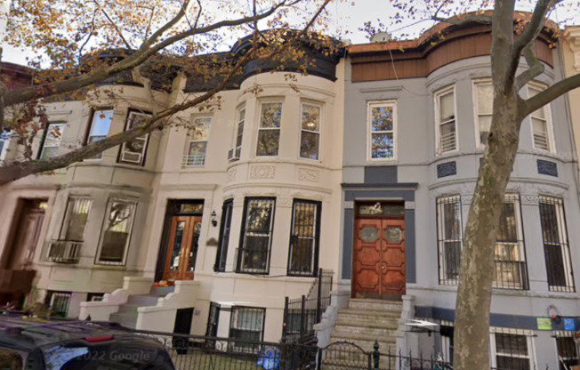 1270 PARK PL