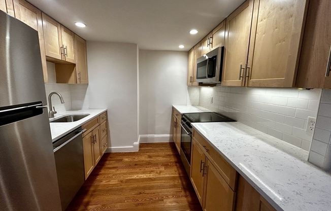 1 bed, 1 bath, 1,150 sqft, $4,950, Unit 4