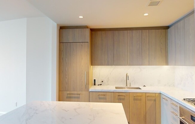 1 bed, 1.5 baths, 945 sqft, $15,000, Unit 24B
