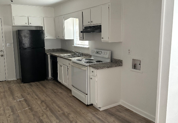 9 ROPER DR