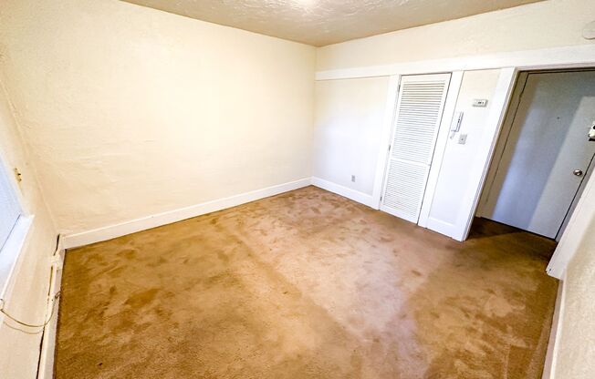 Studio, 1 bath, 326 sqft, $1,395, Unit 03