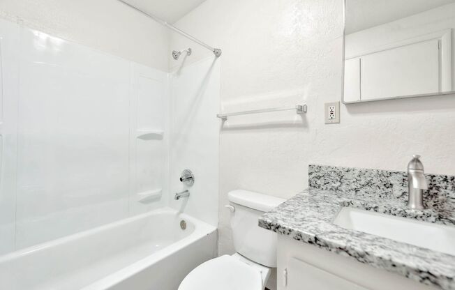 2 beds, 2 baths, $1,375, Unit 142