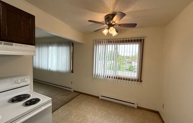 Royal Oaks Apartments