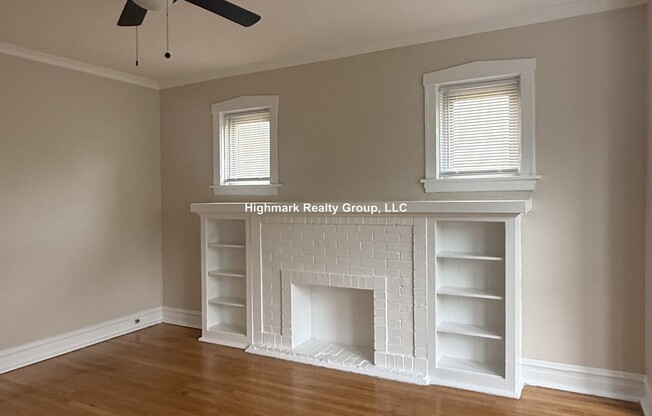 2956 W BELLE PLAINE