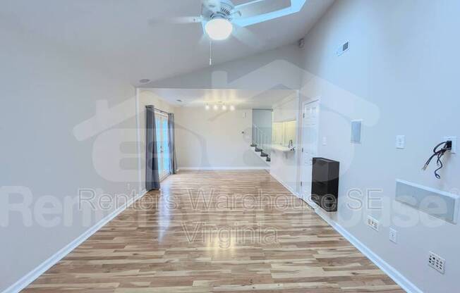 400 COBBLEWOOD ARCH