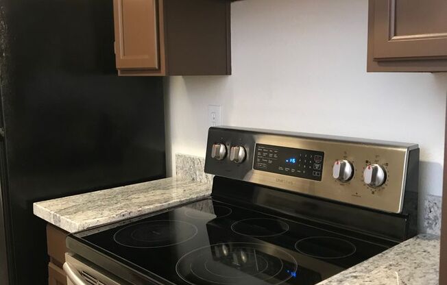 2 beds, 2 baths, 898 sqft, $1,150, Unit Guadalupe Road