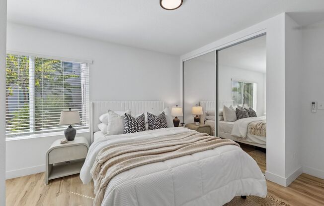 3 beds, 2.5 baths, 945 sqft, $3,395, Unit 1