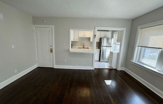 1/1 apartment located near Midtown!
