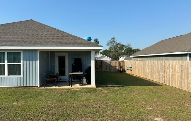 4 beds, 2 baths, $2,050