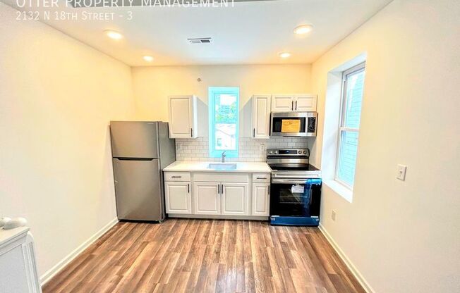 2132 N 18 ST