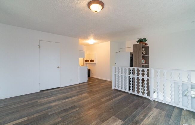 Spacious 1BR/1BA/1PKG near Waikele