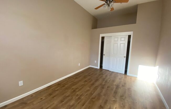 2 beds, 1 bath, $1,900, Unit # 12