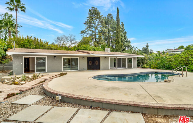 3379 CANTON LN