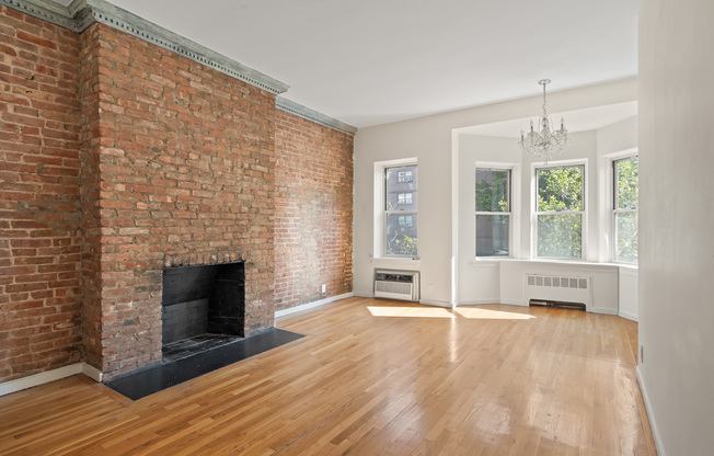 141 W 94 ST