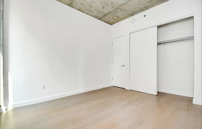 1 bed, 1 bath, $4,195, Unit 4F