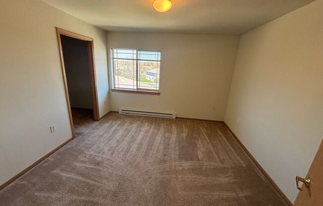 1 bed, 1 bath, 756 sqft, $1,555, Unit 302-301