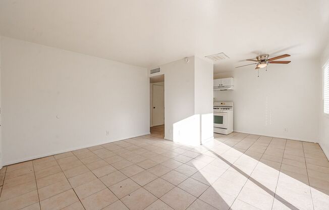 PW137 10th Ave 4 Plex