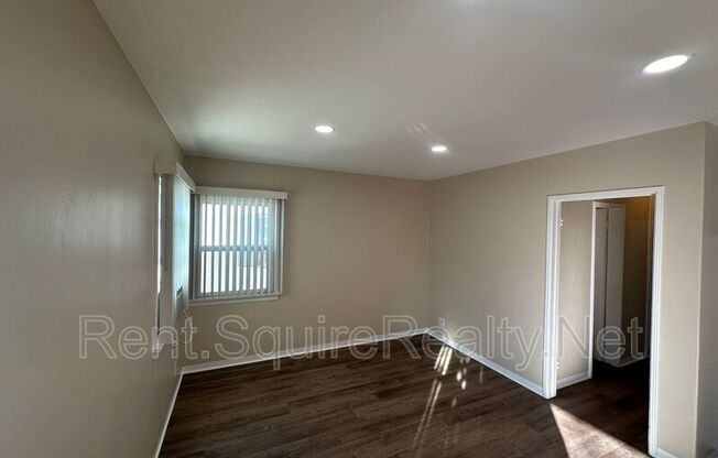 901 N San Gabriel Avenue
