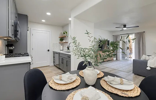 1 bed, 1 bath, $2,100, Unit # 1043