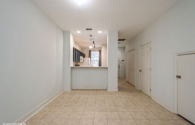 2 beds, 2.5 baths, $1,590