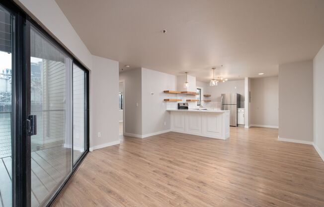 Modern Waterfront Living at The McCormick Pier! $500 off 1st month rent!!!