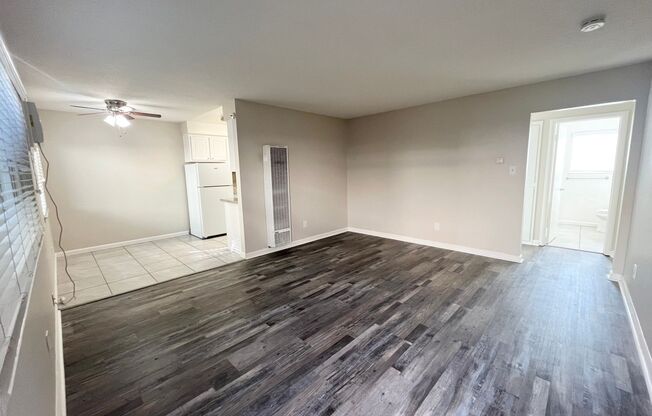 1 bed, 1 bath, $1,595, Unit 09