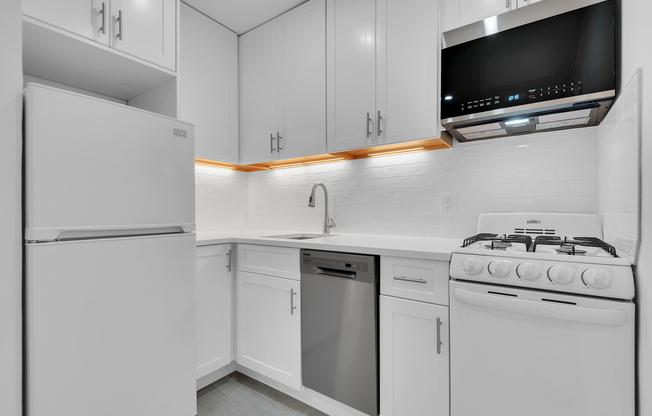 Studio, 1 bath, 470 sqft, $5,000, Unit 6M