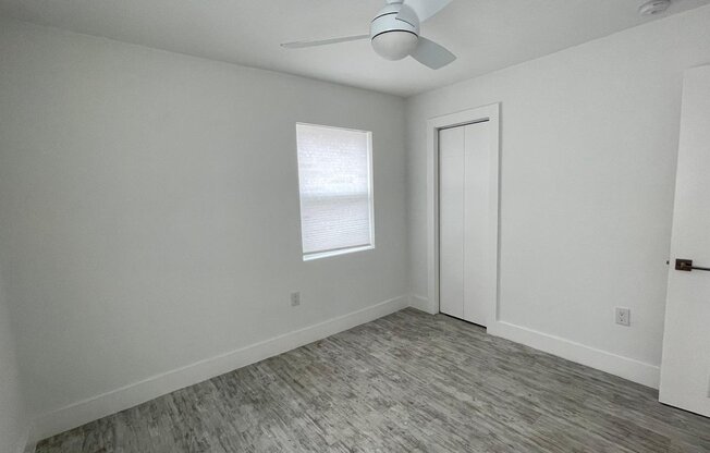 35 SW 6 ST