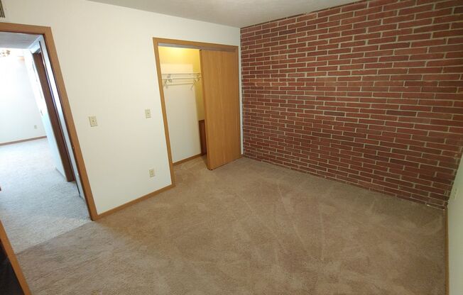 2 beds, 1 bath, 672 sqft, $930, Unit 1219-10