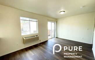 2 beds, 1 bath, $1,350, Unit 13