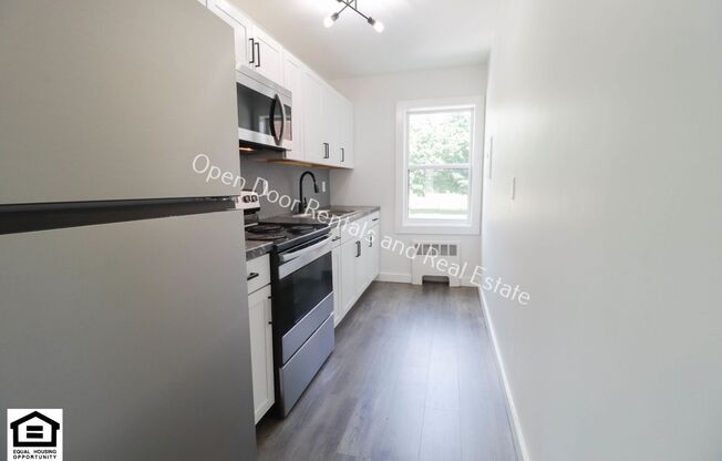 1 bed, 1 bath, 545 sqft, $845, Unit C12