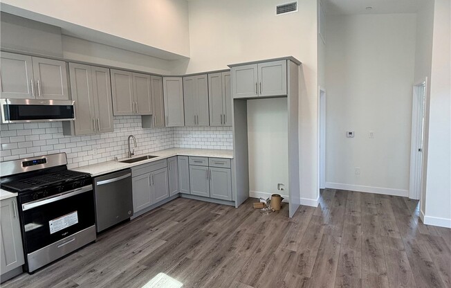 1623 255 ST W
