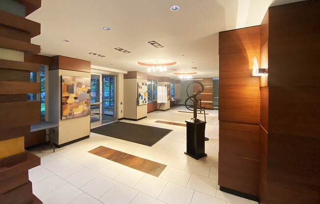 1 bed, 1 bath, 650 sqft, $4,395, Unit 15L